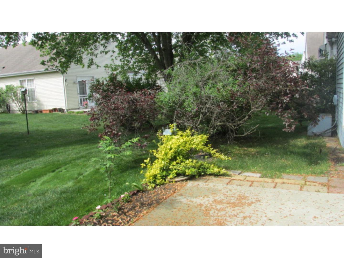 51 Dunstable Road Southampton, NJ 08088 - Photo 17 of 22 Patio