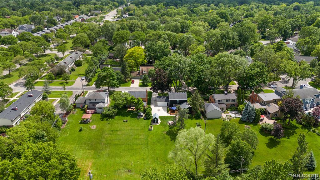 1050 Norfolk Street Birmingham, MI 48009 - Photo 50 of 54