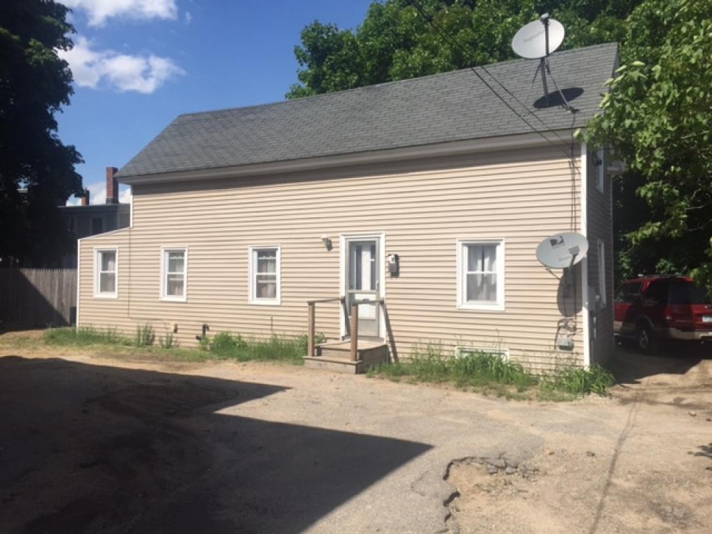 29 Signal Street Rochester, NH 03867 - Photo 2 of 5