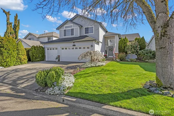 $905,000 | 915 North Laurel Lane, Tacoma, WA 98406