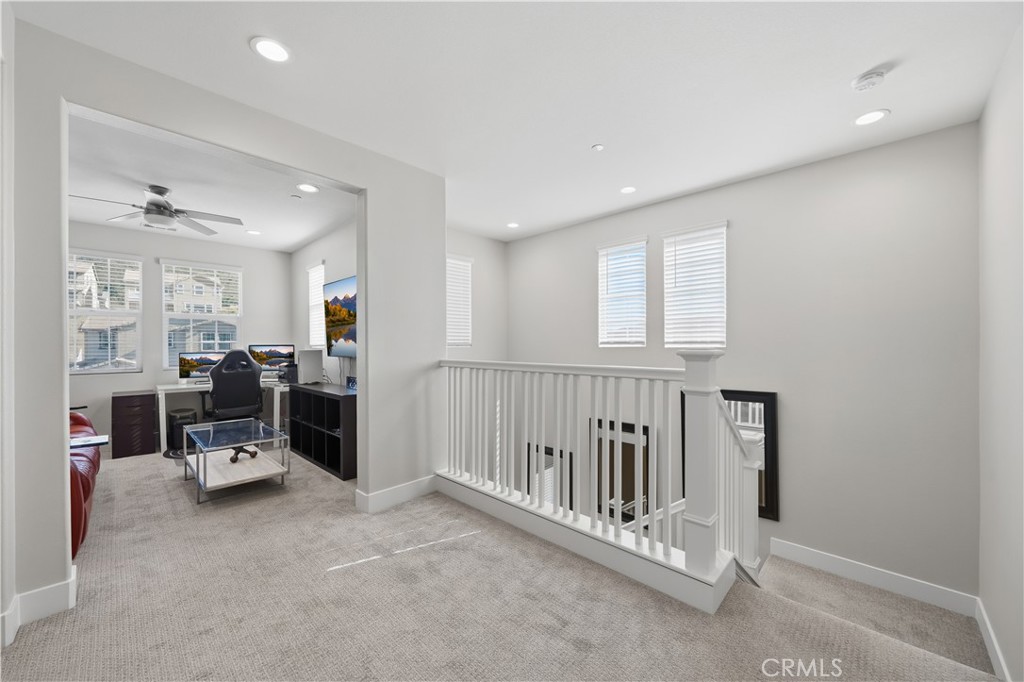 346 Ventasso Way Fallbrook, CA 92028 - Photo 34 of 56 a view of livingroom with furniture and windows