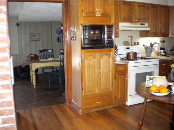 226 Commonwealth Road Wayland, MA 01778 - Photo 5 of 16 Gallery Image 5