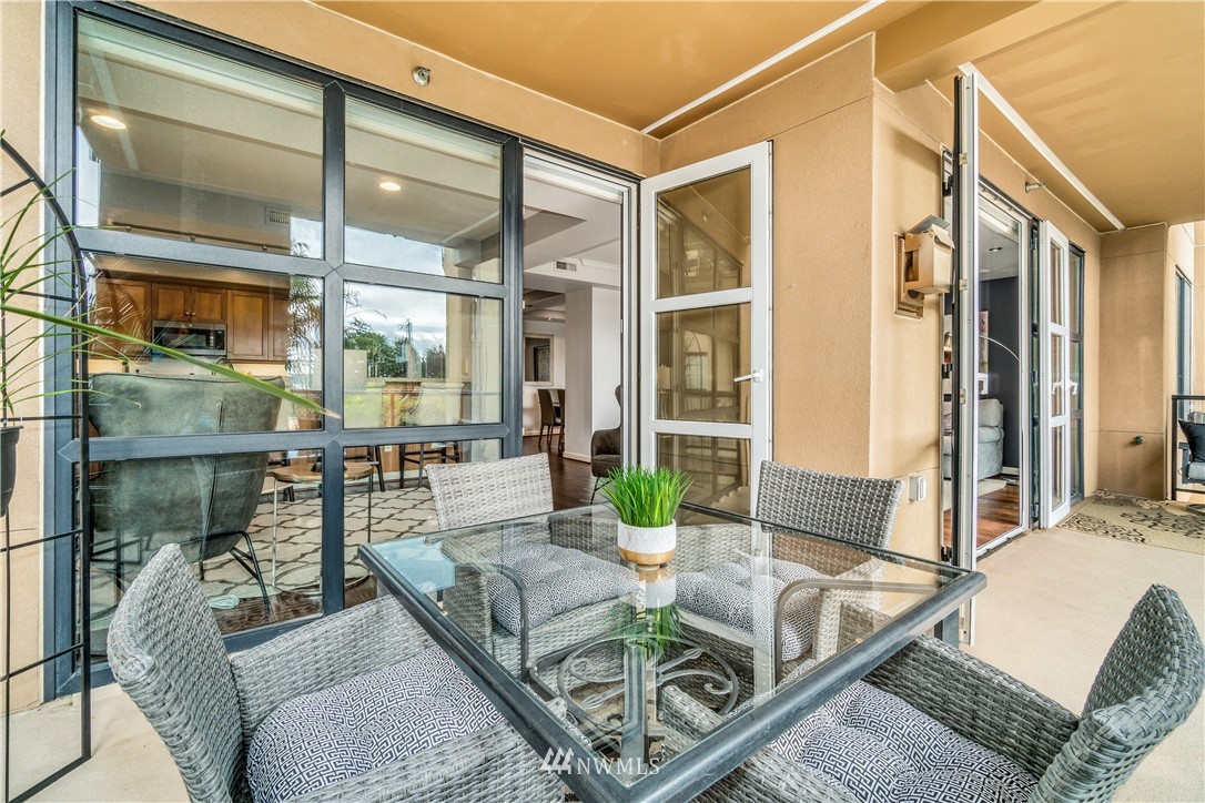 10047 Main Street, Unit 311 Bellevue, WA 98004 - Photo 14 of 34