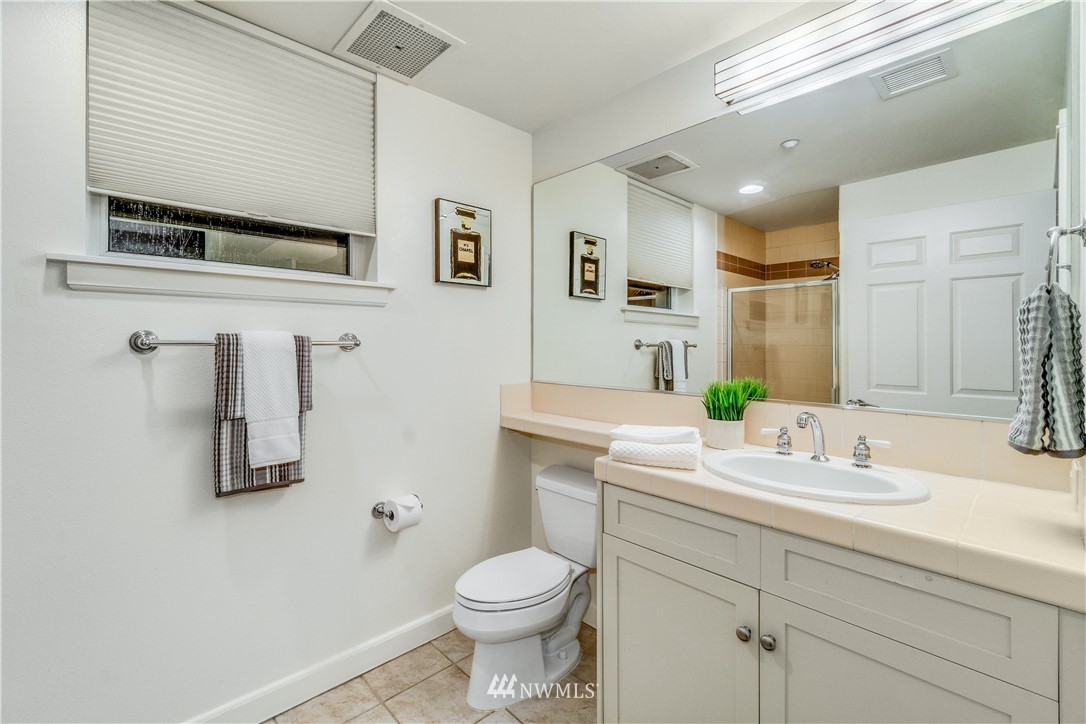 10047 Main Street, Unit 311 Bellevue, WA 98004 - Photo 21 of 34