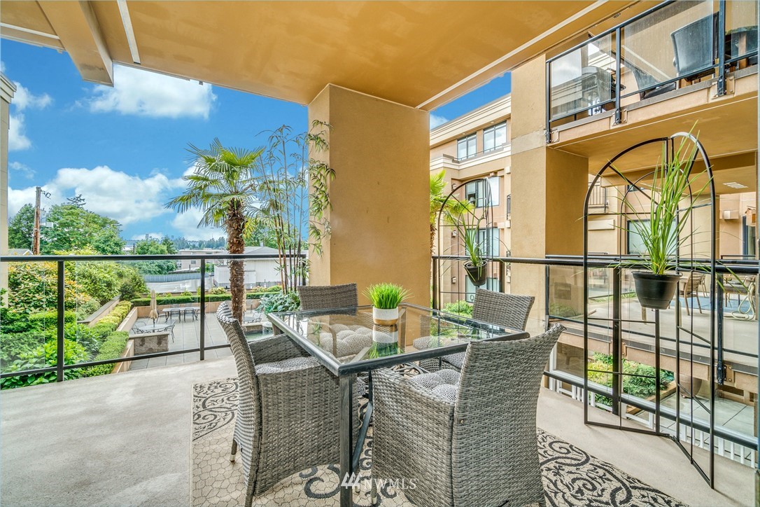 10047 Main Street, Unit 311 Bellevue, WA 98004 - Photo 26 of 34