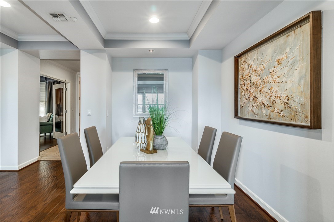 10047 Main Street, Unit 311 Bellevue, WA 98004 - Photo 8 of 34