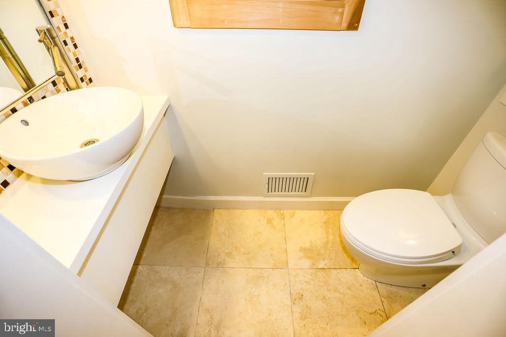 13321 Old Fort Road Fort Washington, MD 20744 - Photo 11 of 30 Lower Level Half Bath View 3