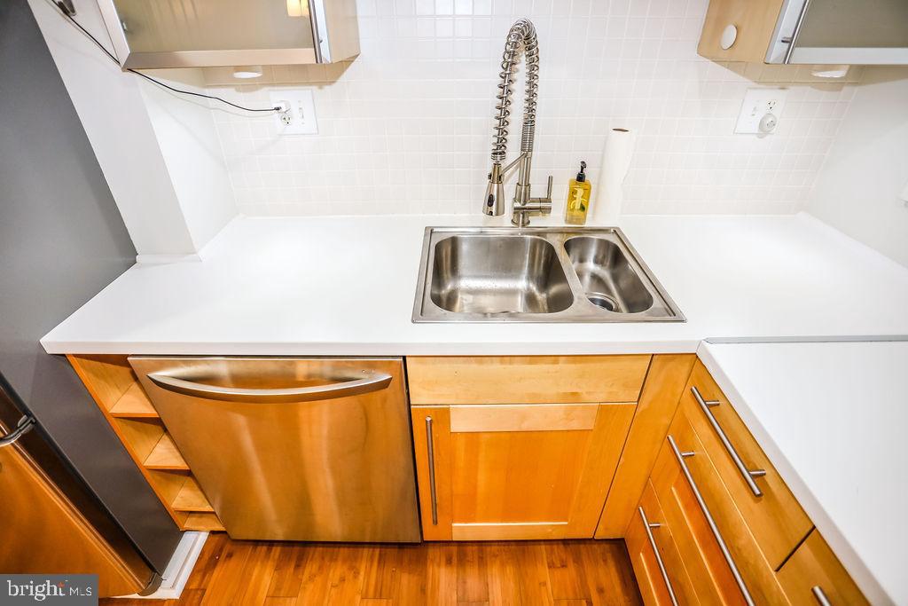 13321 Old Fort Road Fort Washington, MD 20744 - Photo 6 of 30 Kitchen View 3