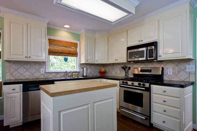 317 Henderson Road Greenville, SC 29607 - Photo 10 of 24
