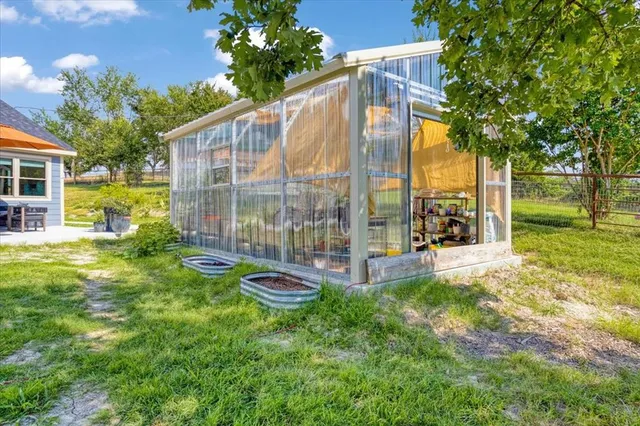 a view of outdoor space yard and patio