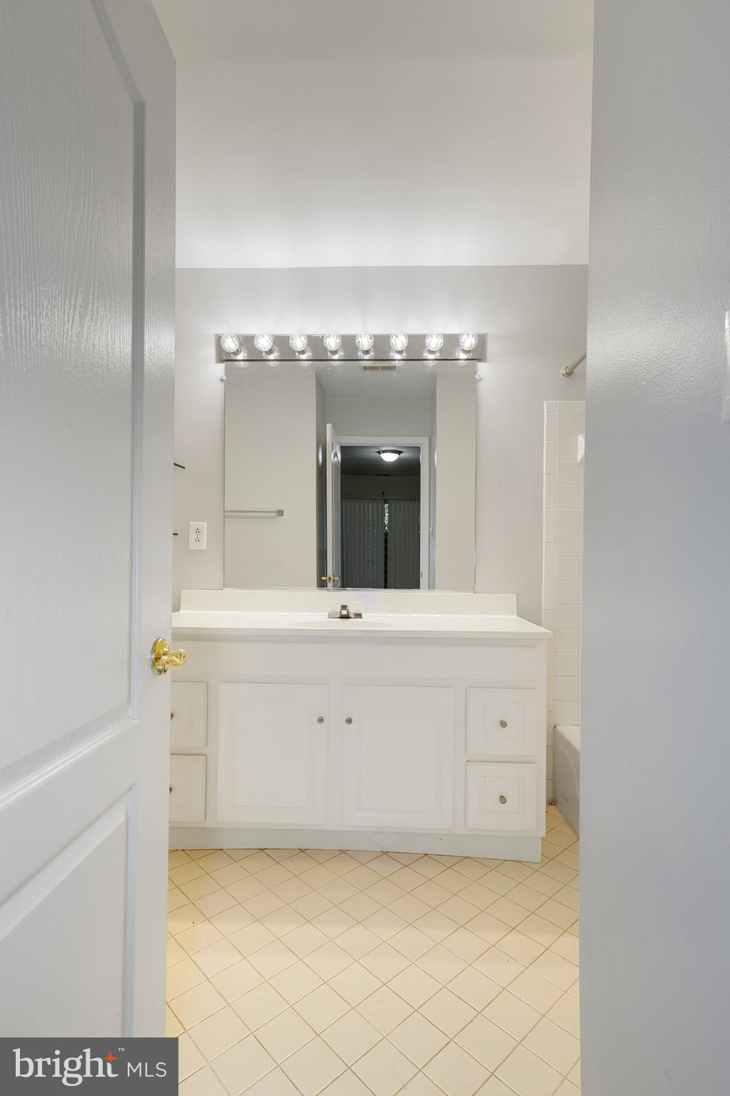 4232 Red Ridge Way Randallstown, MD 21133 - Photo 15 of 32 Gallery Image 15