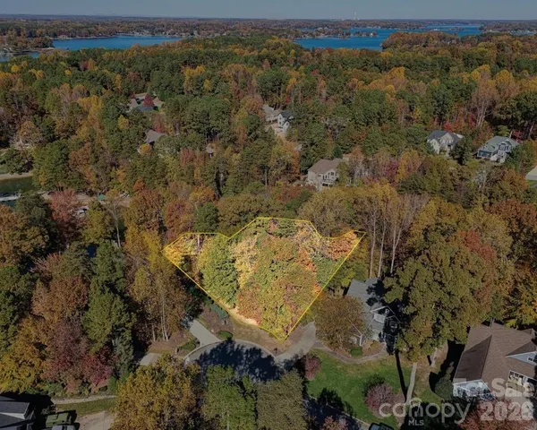 $1,100,000 | 19 Juniper Lane, Denver, NC 28037