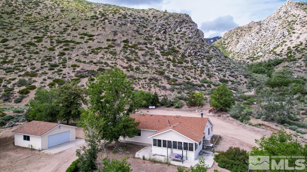 559 Mule Deer Road Coleville, CA 96107 - Photo 2 of 40 an aerial view of a house