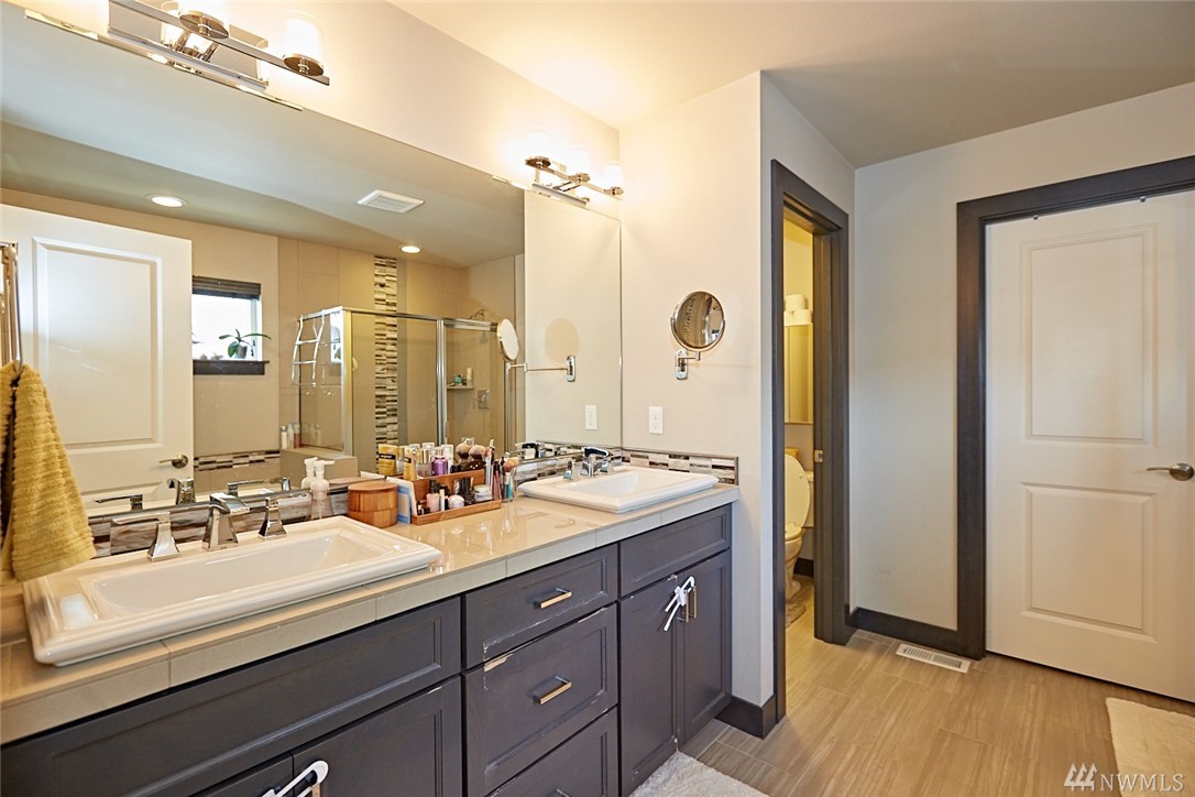 19403 Meridian Avenue South, Unit 43 Bothell, WA 98012 - Photo 11 of 24 Gallery Image 11