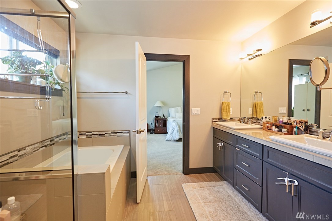 19403 Meridian Avenue South, Unit 43 Bothell, WA 98012 - Photo 10 of 24 Gallery Image 10