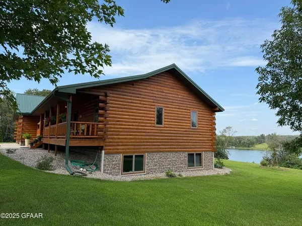 $885,000 | 17021 470th Street, Pelican Rapids, MN 56572