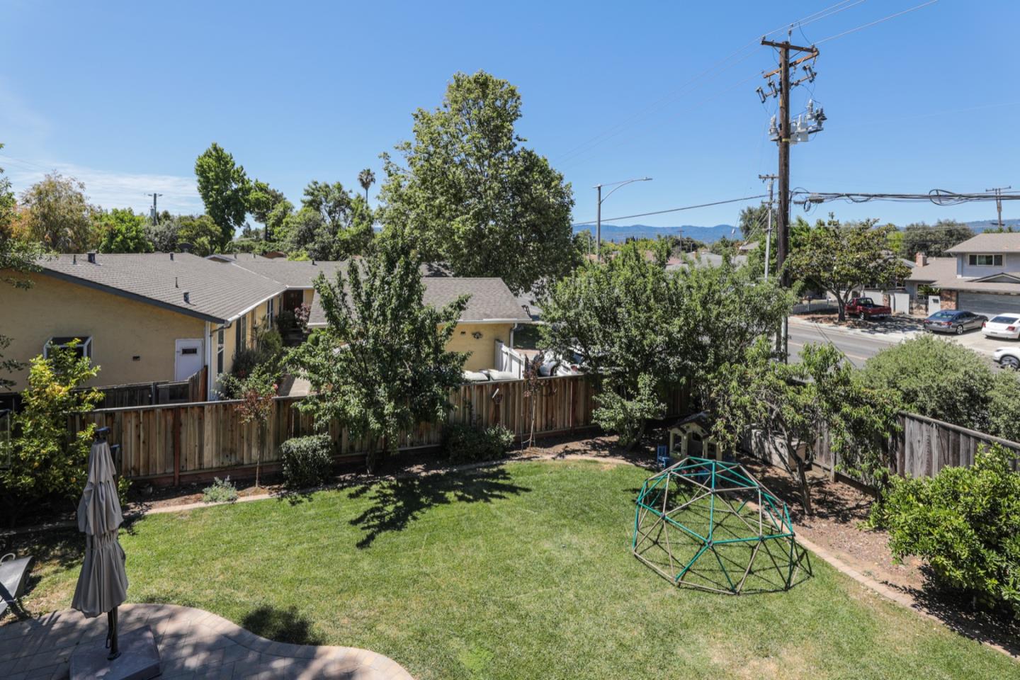 932 Marion Way Sunnyvale, CA 94087 - Photo 27 of 37 a backyard of a house with lots of green space
