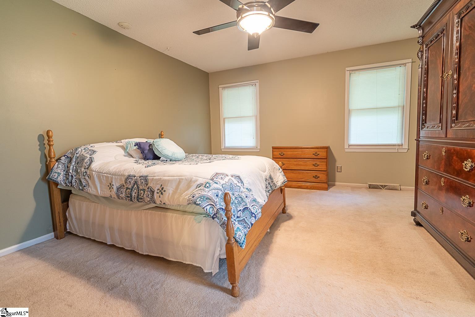 151 Spring Valley Road Pickens, SC 29671 - Photo 10 of 36
