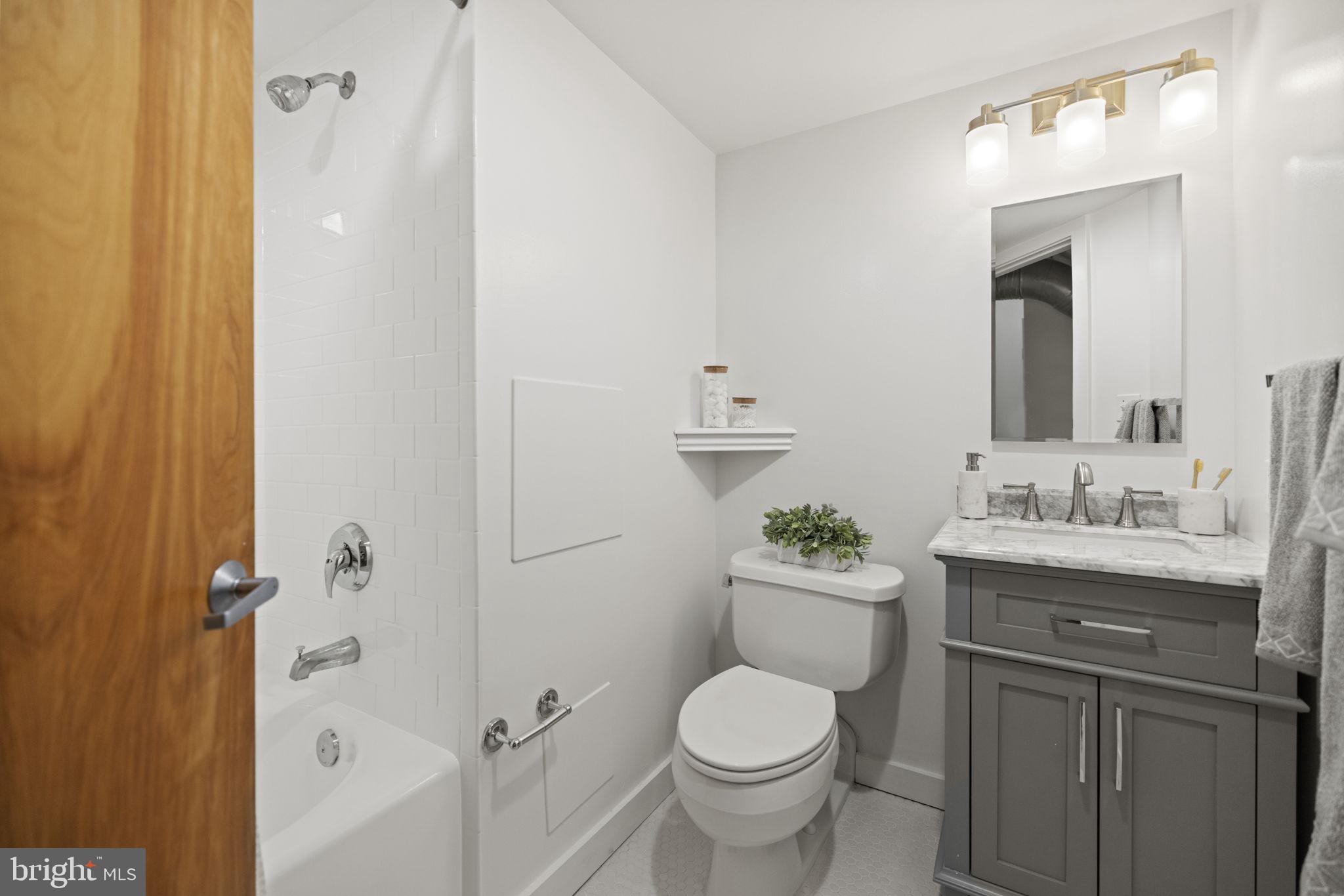 440 12th Street Northeast, Unit 302 Washington, DC 20002 - Photo 14 of 16 Gallery Image 14