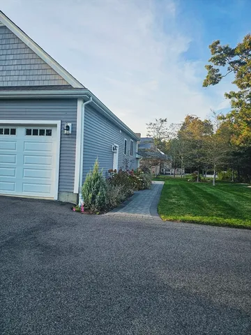 $879,900 | 4 Sabrinas Way, North Dartmouth, MA 02747