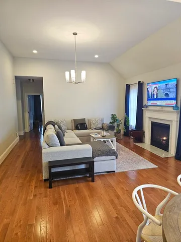 $879,900 | 4 Sabrinas Way, North Dartmouth, MA 02747