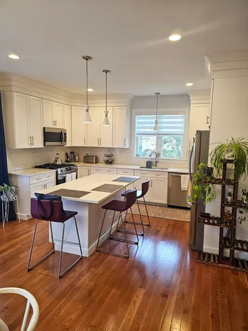 $879,900 | 4 Sabrinas Way, North Dartmouth, MA 02747