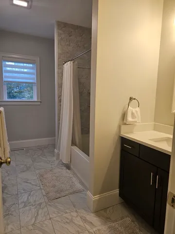 $879,900 | 4 Sabrinas Way, North Dartmouth, MA 02747