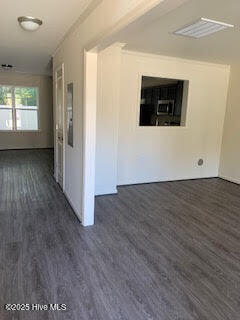 458 Sullivan Loop Road Midway Park, NC 28544 - Photo 3 of 22 320 LR 1