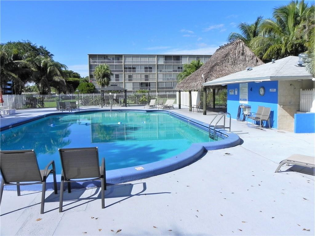 4650 Washington Street, Unit 111 Hollywood, FL 33021 - Photo 11 of 38 Photo 11