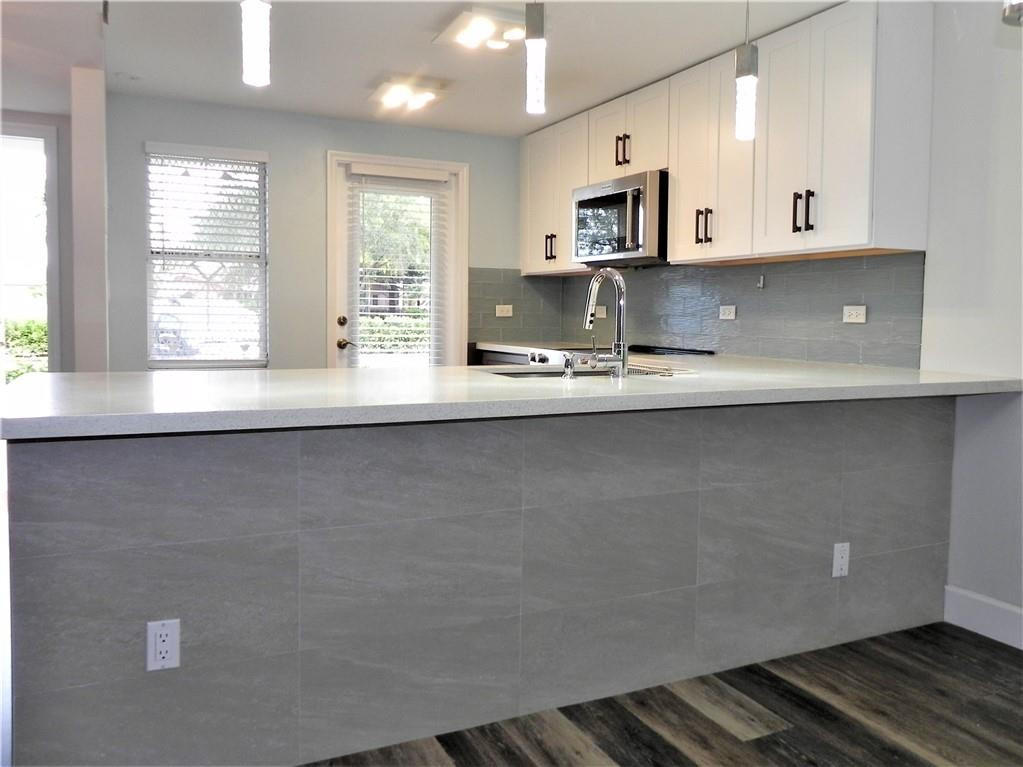 4650 Washington Street, Unit 111 Hollywood, FL 33021 - Photo 18 of 38 Photo 18