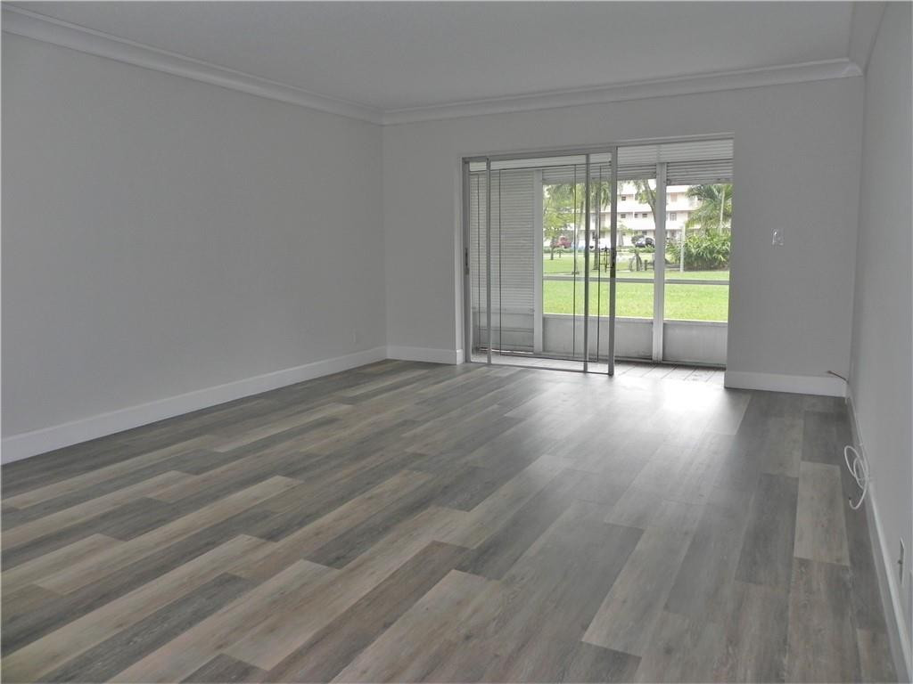 4650 Washington Street, Unit 111 Hollywood, FL 33021 - Photo 6 of 38 Photo 6