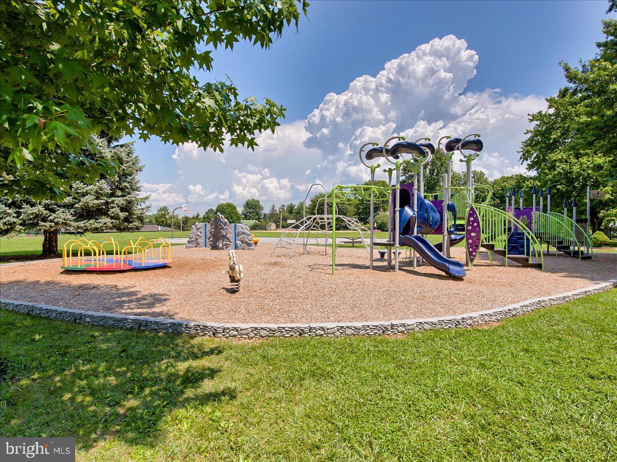 2801 Grandview Drive Middletown, MD 21769 - Photo 31 of 59 a view of a park