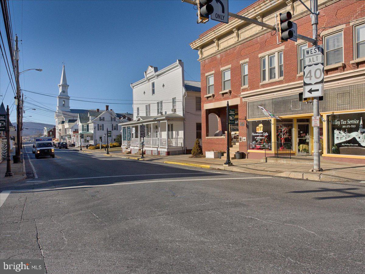 2801 Grandview Drive Middletown, MD 21769 - Photo 49 of 59 a view of a street with cars
