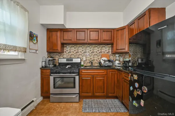 $625,000 | 16 East Chestnut Street, Central Islip, NY 11722
