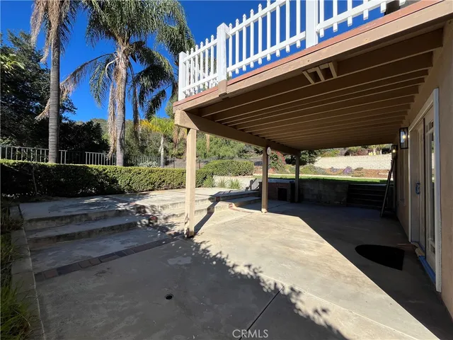 a house view with a garden space