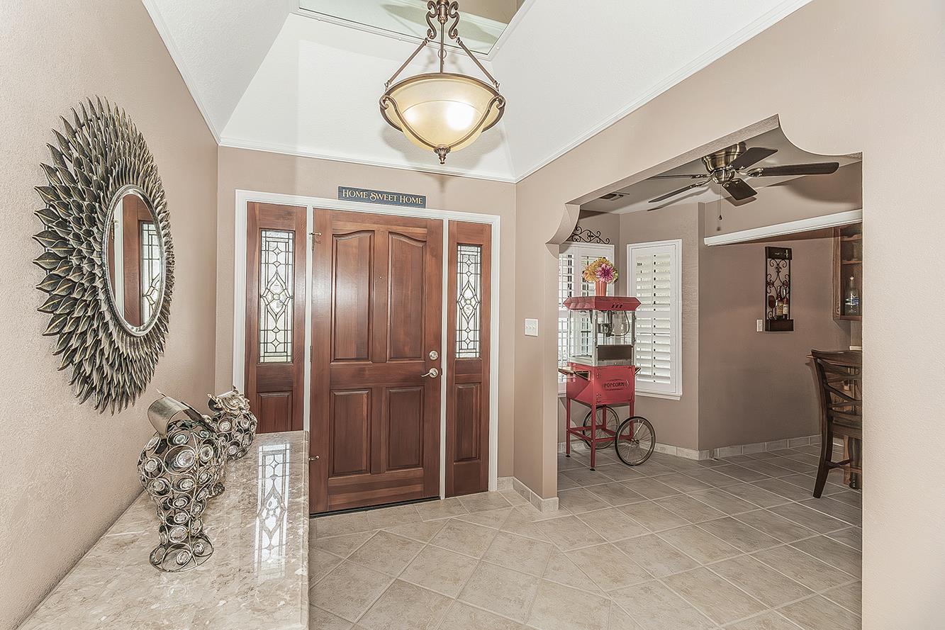 1405 West Flora Avenue Reedley, CA 93654 - Photo 5 of 61