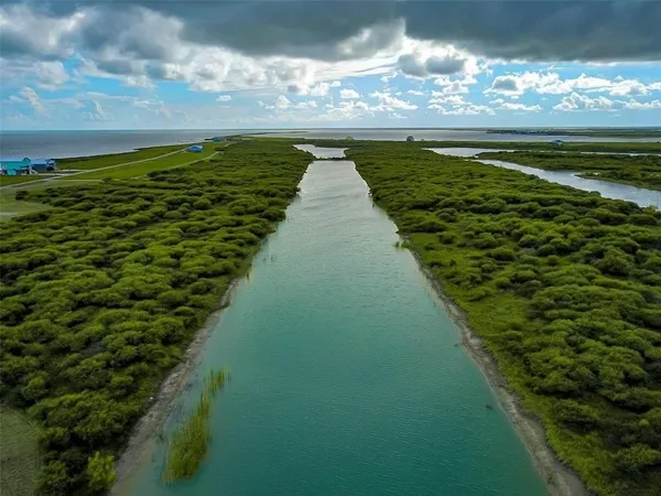 a view of a lake from a yard