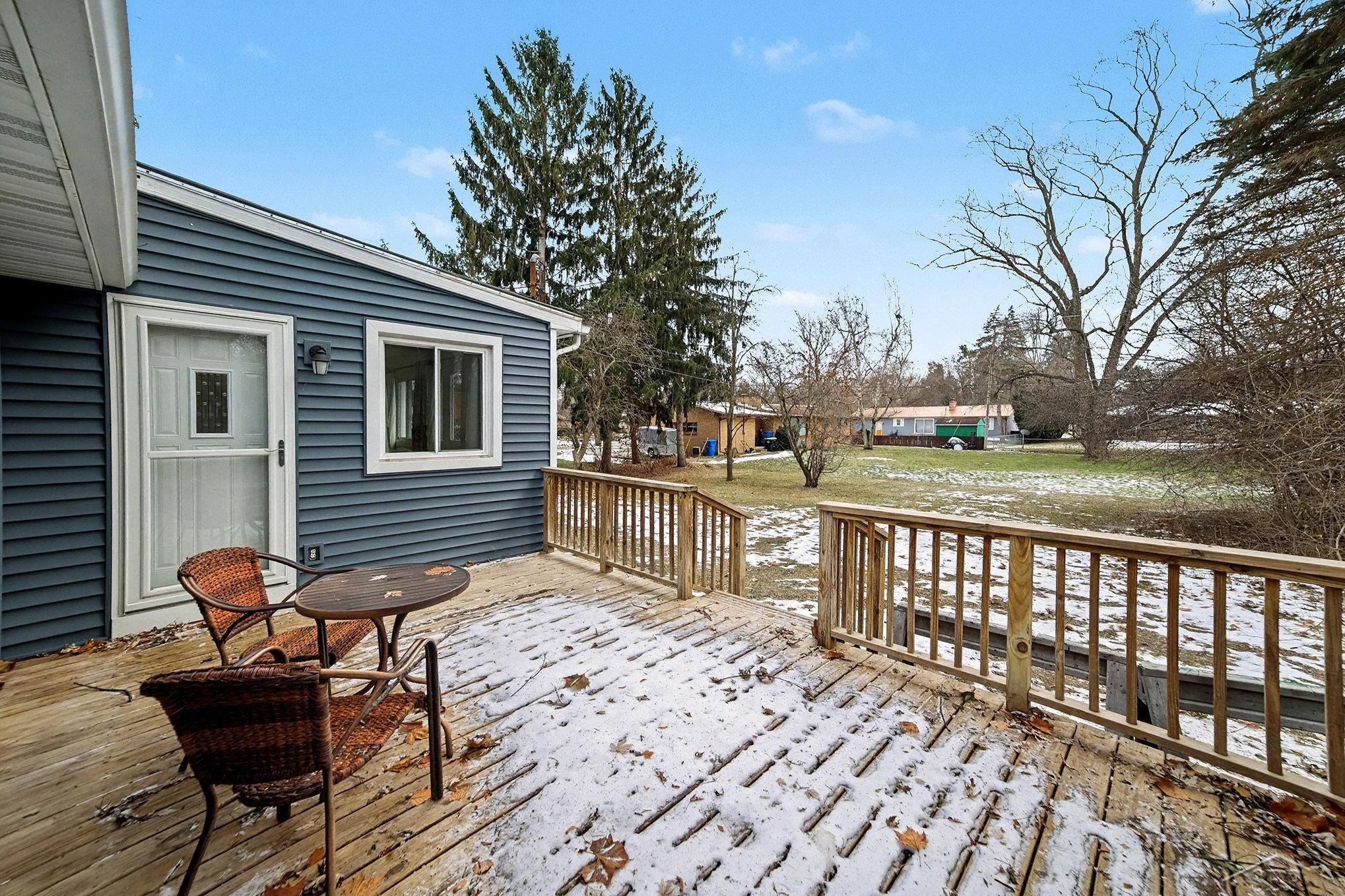 305 Sandy Ridge Court Midland, MI 48640 - Photo 33 of 39 Gallery Image 33