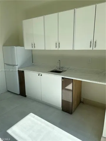 $1,080 | 1806 East 15th Street, Unit B, Lehigh Acres, FL 33972