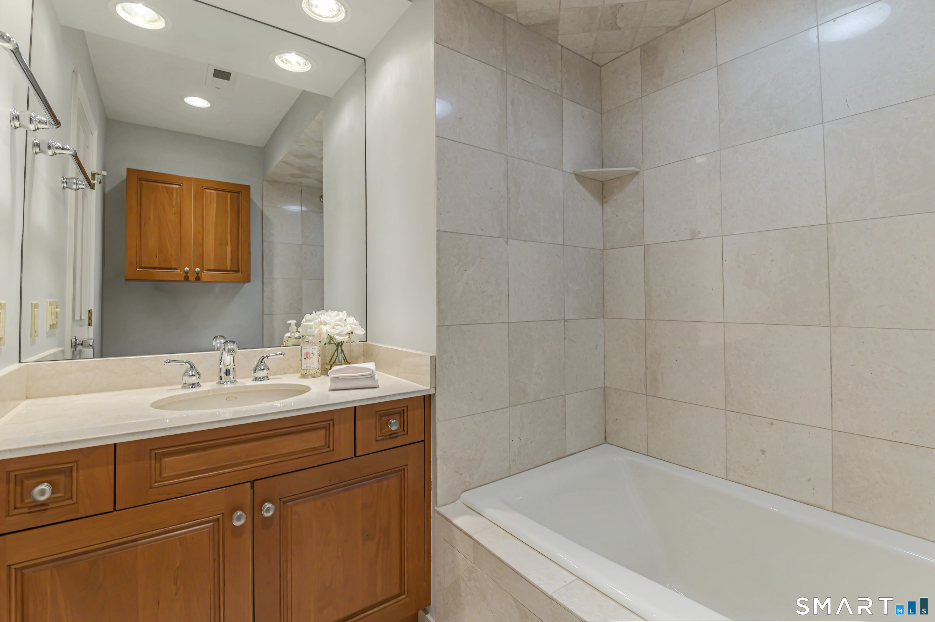 19 Hull Place Ridgefield, CT 06877 - Photo 20 of 39