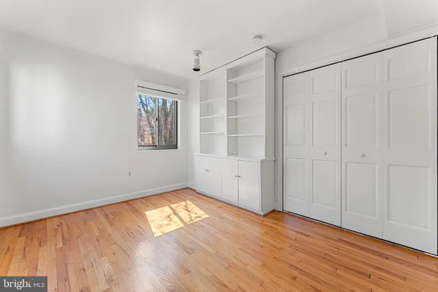 $295,000 | 3827 Davis Place Northwest, Unit 5, Washington, DC 20007