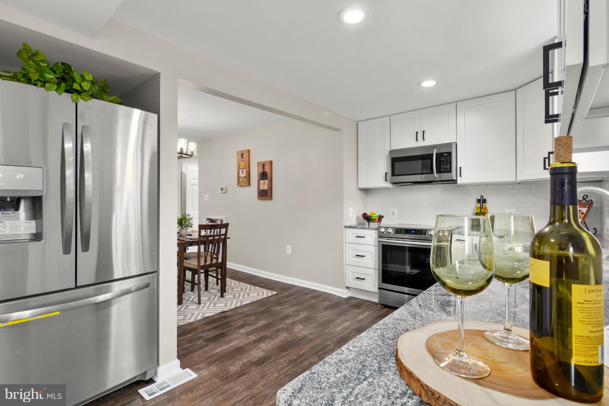 335 Magothy Beach Road Pasadena, MD 21122 - Photo 8 of 27 Stainless Steel Appliances