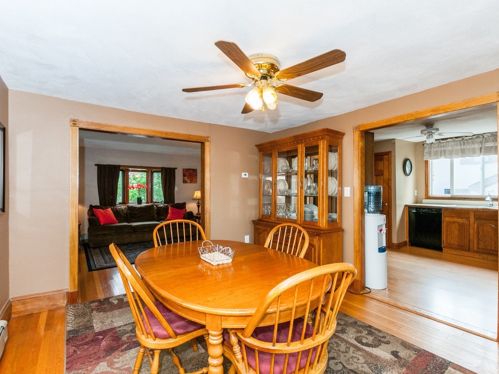 24 Marianne Road Waltham, MA 02452 - Photo 8 of 29 Gallery Image 8