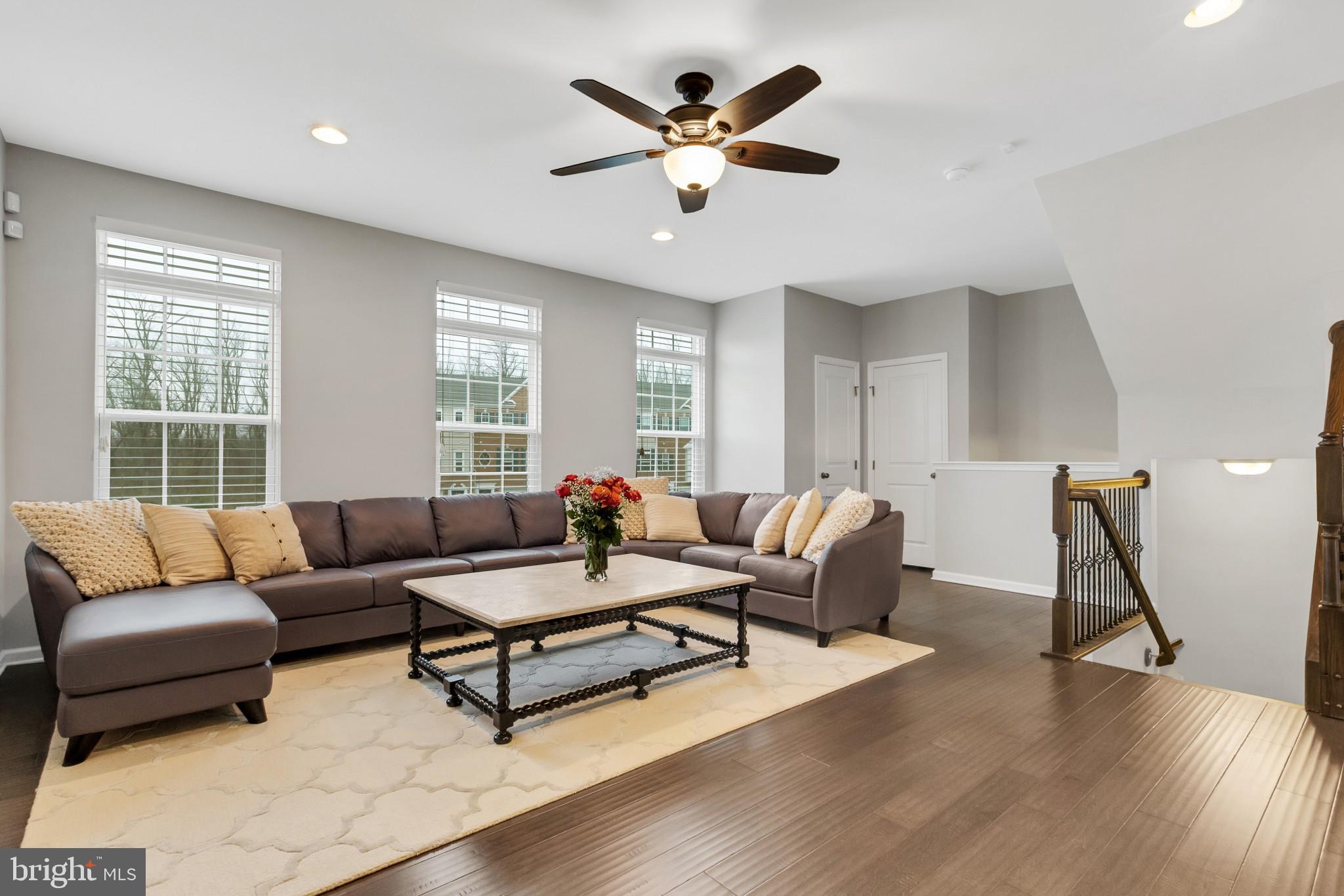 5 Grace Drive Marlton, NJ 08053 - Photo 3 of 36 Living room