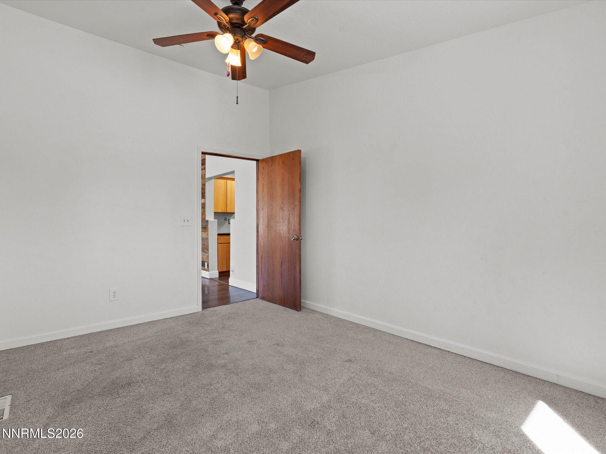 290 Eleanor Avenue Reno, NV 89523 - Photo 32 of 56 30-290 Eleanor Ave-129