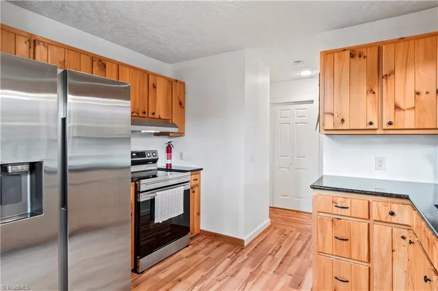 $925,000 | 197 Clubhouse Drive, Traphill, NC 28685