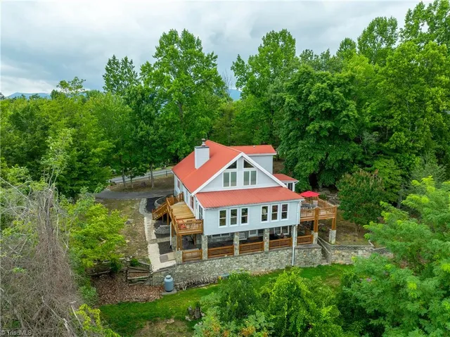 $925,000 | 197 Clubhouse Drive, Traphill, NC 28685