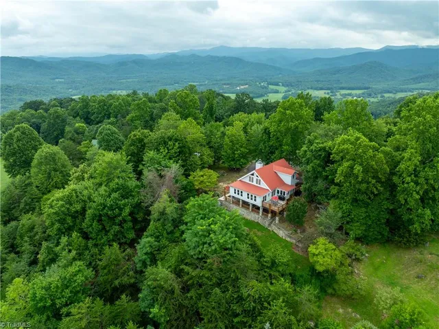 $925,000 | 197 Clubhouse Drive, Traphill, NC 28685