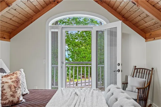 $925,000 | 197 Clubhouse Drive, Traphill, NC 28685