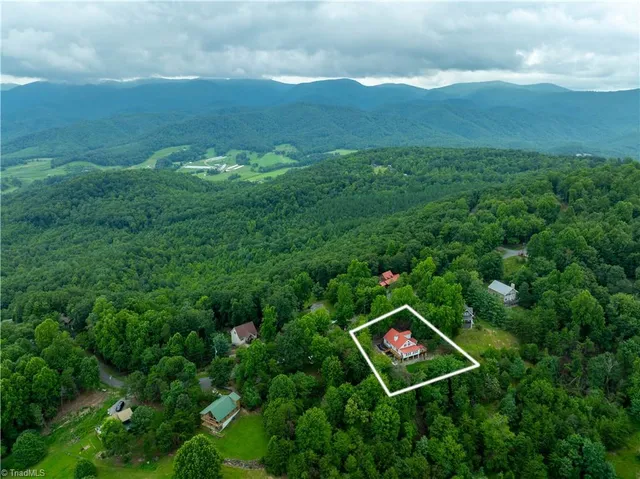 $925,000 | 197 Clubhouse Drive, Traphill, NC 28685
